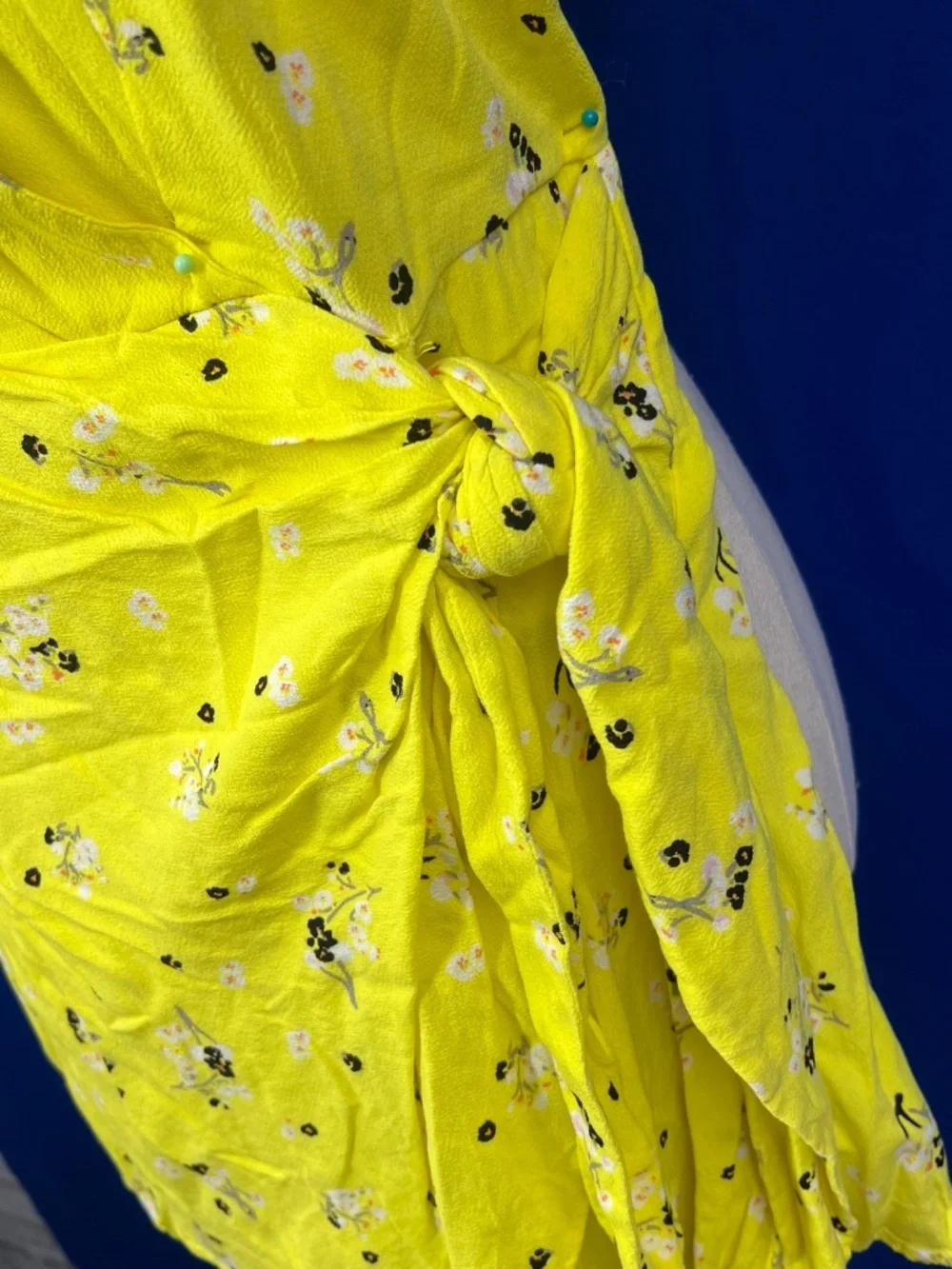 |•FREE PEOPLE•| Sunny Yellow Romper/Jumper Size 4